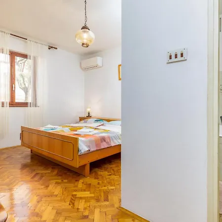 4 Bedroom Beautiful In