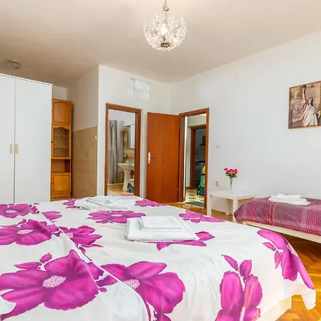 4 Bedroom Beautiful In *