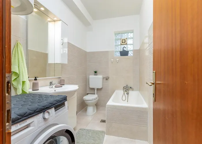 4 Bedroom Beautiful In Apartman