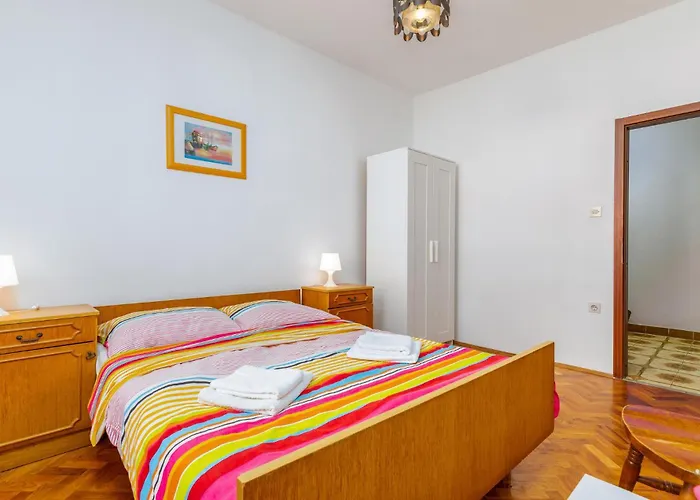 4 Bedroom Beautiful In Apartman *