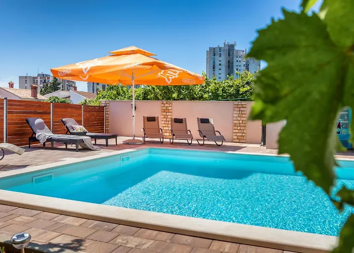 4 Bedroom Beautiful In Apartman