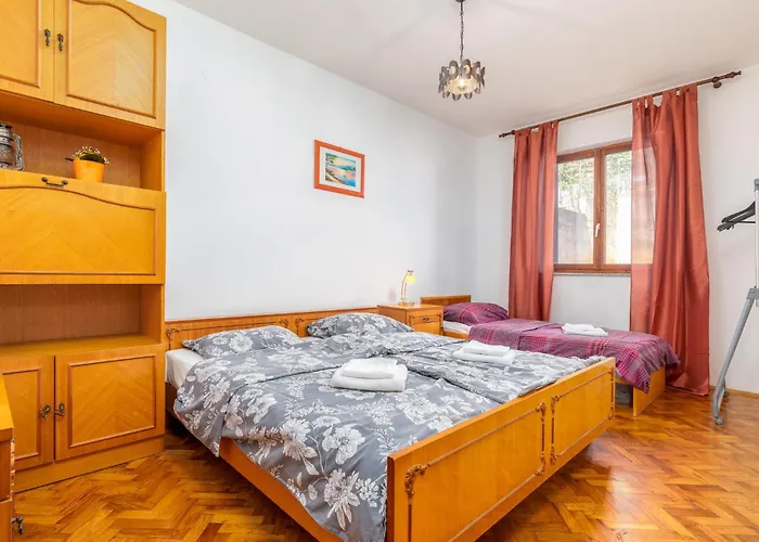4 Bedroom Beautiful In Lejlighed *